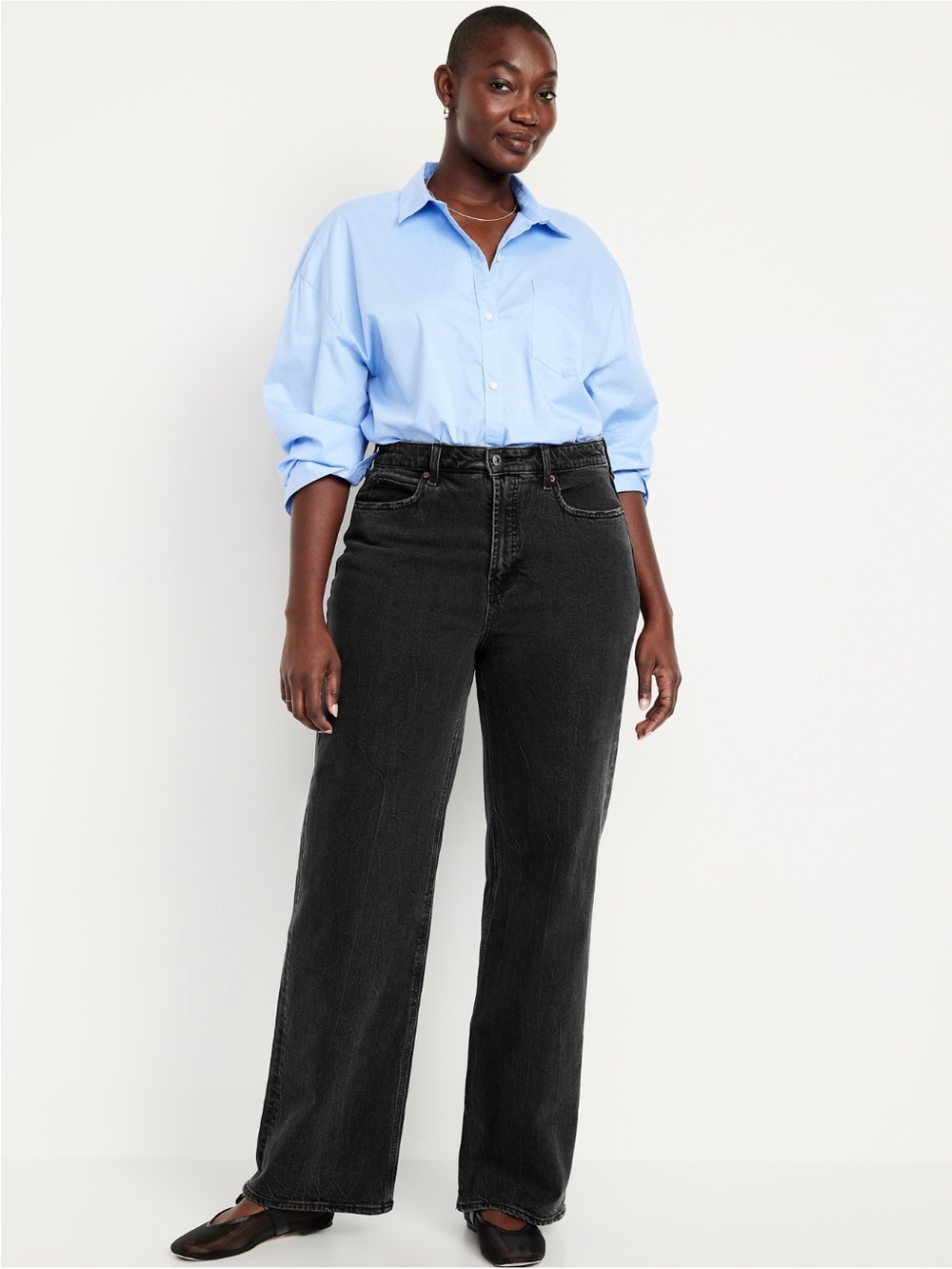 Old Navy High-Rise Wide Leg Jeans in Black Wash - Picture 3 of 5